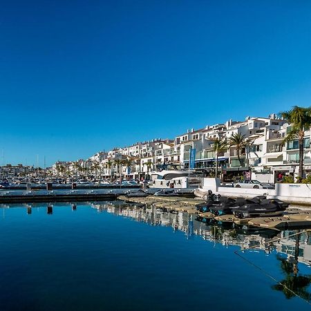 マルベーリャFront Line Penthouse Puerto Banus With Sea Viewsアパートメント エクステリア 写真
