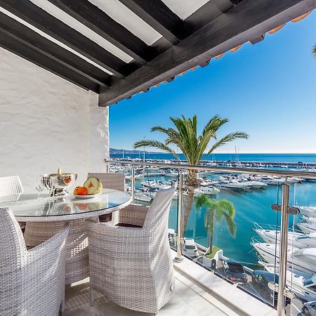 マルベーリャFront Line Penthouse Puerto Banus With Sea Viewsアパートメント エクステリア 写真