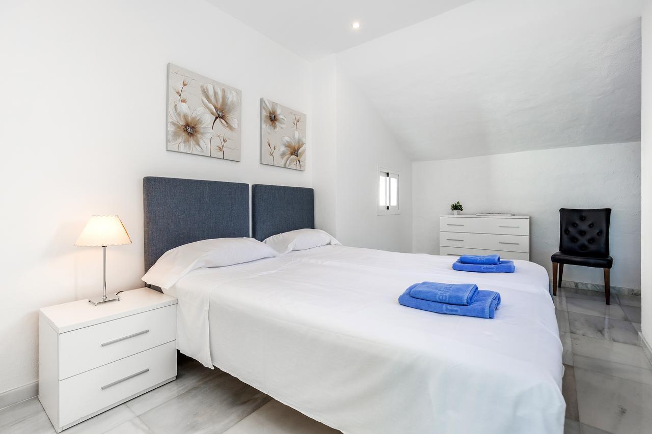 マルベーリャFront Line Penthouse Puerto Banus With Sea Viewsアパートメント エクステリア 写真